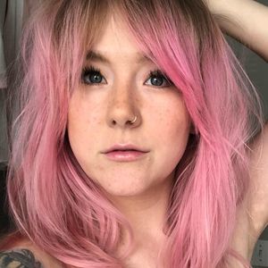 Meet your Posher, Brit